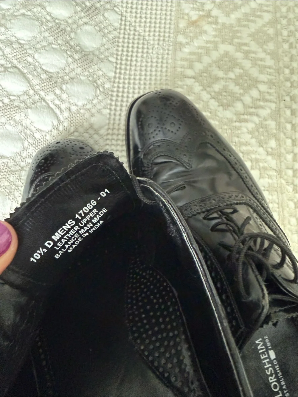 Florsheim Black Leather Wingtip Dress Oxfords Men’s size 10.5